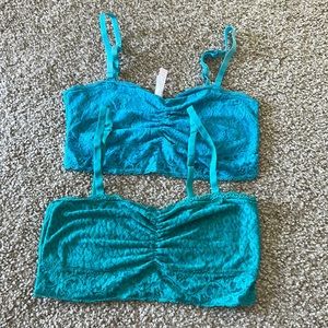 Set of 2 bra / bandeau tops. Removable and adjustable straps; both sized small
